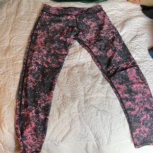 Under armour work out pants